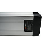Primo piano dell'etichetta nella parte inferiore della Phylion XH370-12J Silverfish 37V 12Ah Compatible.