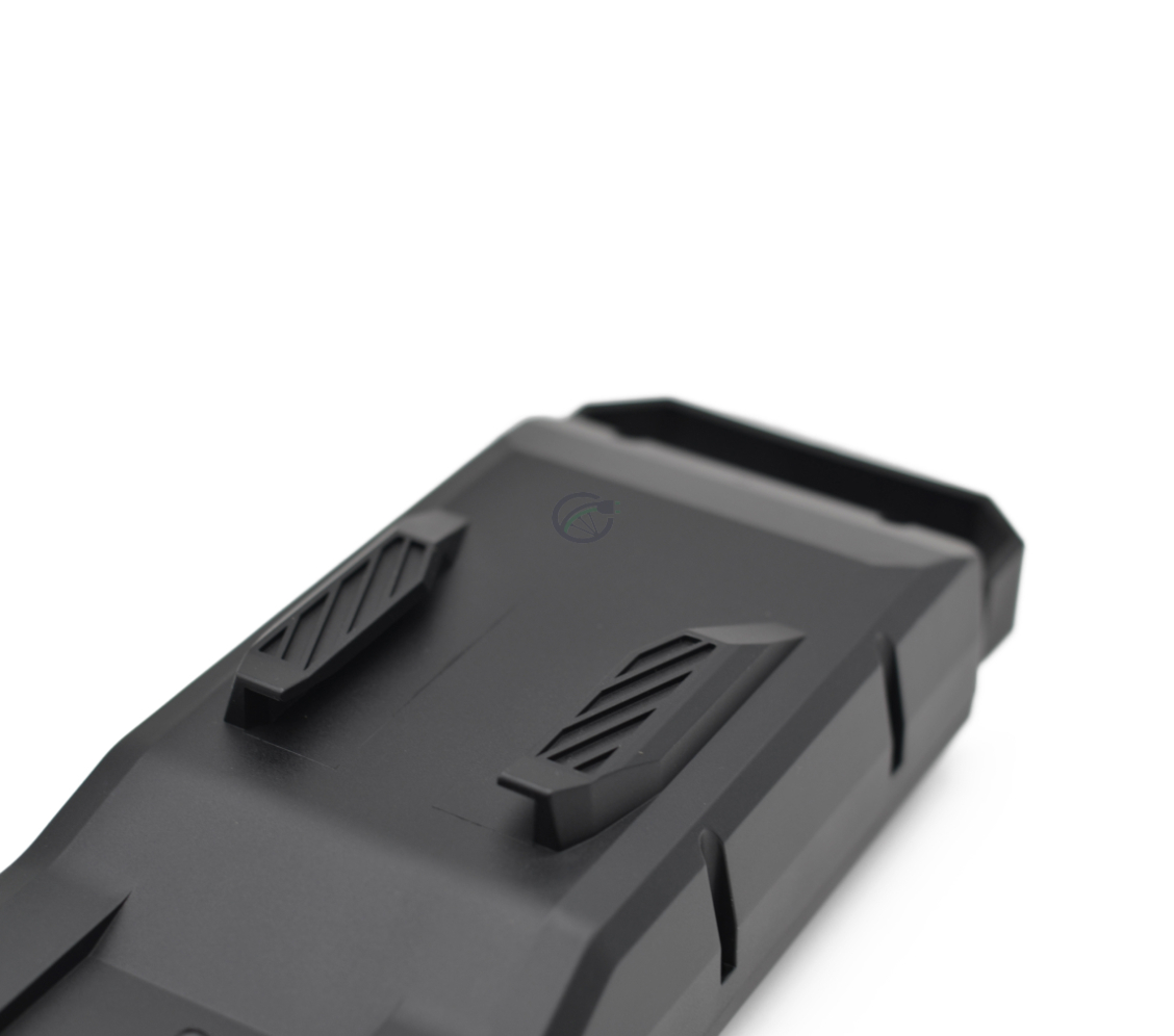 Foto in primo piano della fissazione nella parte inferiore della batteria per bici Bosch Powerpack 540 Performance/Active portapacchi E-Bike Vision.
