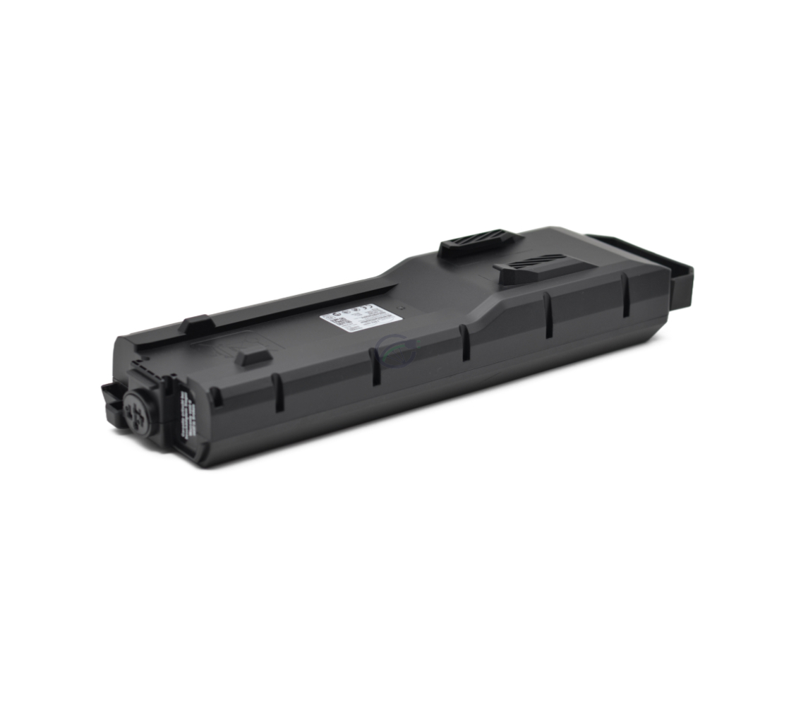 Vista a tre quarti della parte inferiore della batteria per bici Bosch Powerpack 540 Performance/Active portapacchi E-Bike Vision.