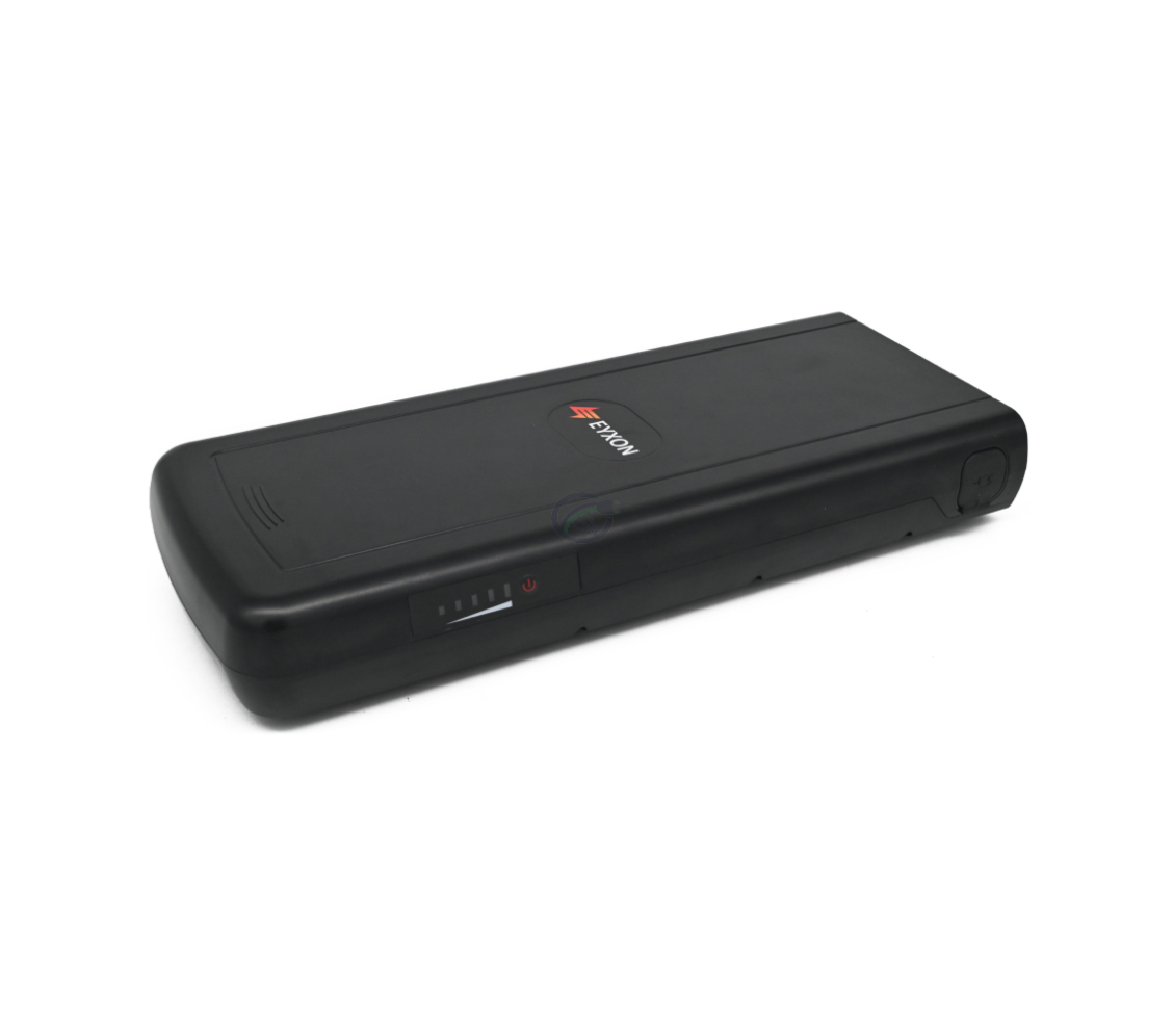 Foto della batteria completa EYXON Sparta/Batavus B400 36V 12.8Ah Compatible. La foto è scattata da una prospettiva di tre quarti.
