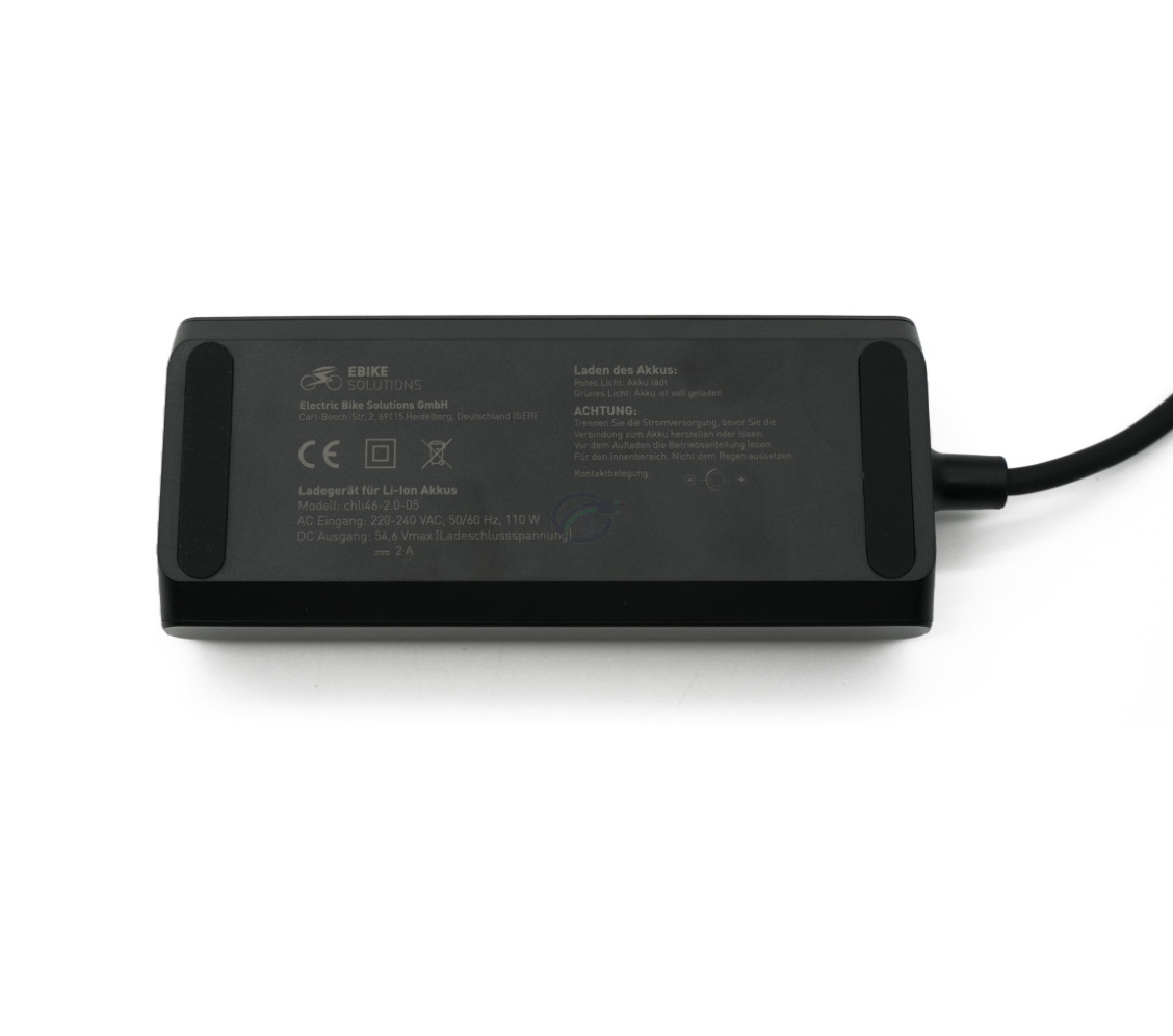 Vista inferiore del caricatore Rad Power Bikes 48V 2A.