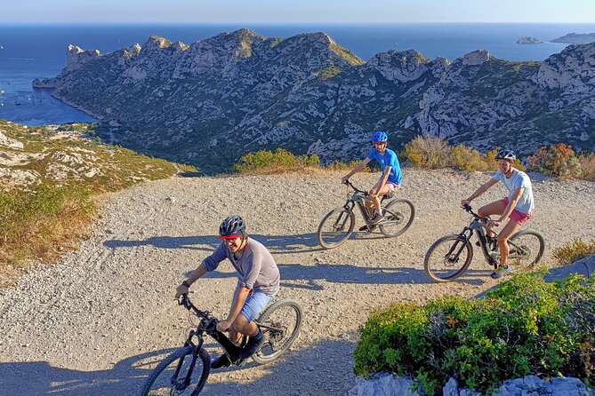 Vacanza sportiva in bicicletta Bicicletta elettrica della salute